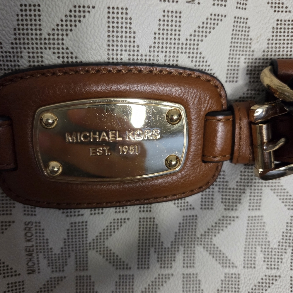 Michael Kors Hamilton Large Signature 1981 East West Tote Vanilla - Picture 2 of 16